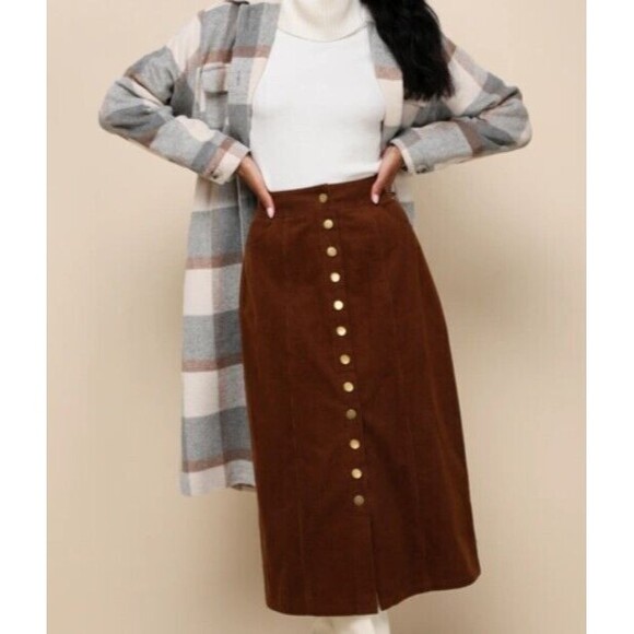 Lulus Dresses & Skirts - NWT Lulus Corduroy Midi Length Button Front Skirt Seasonal Feelings Brown Size S